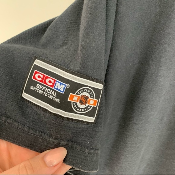 Vintage 90s Y2K Red Wings CCM embroidered patch t-shirt black size medium - Picture 5 of 5